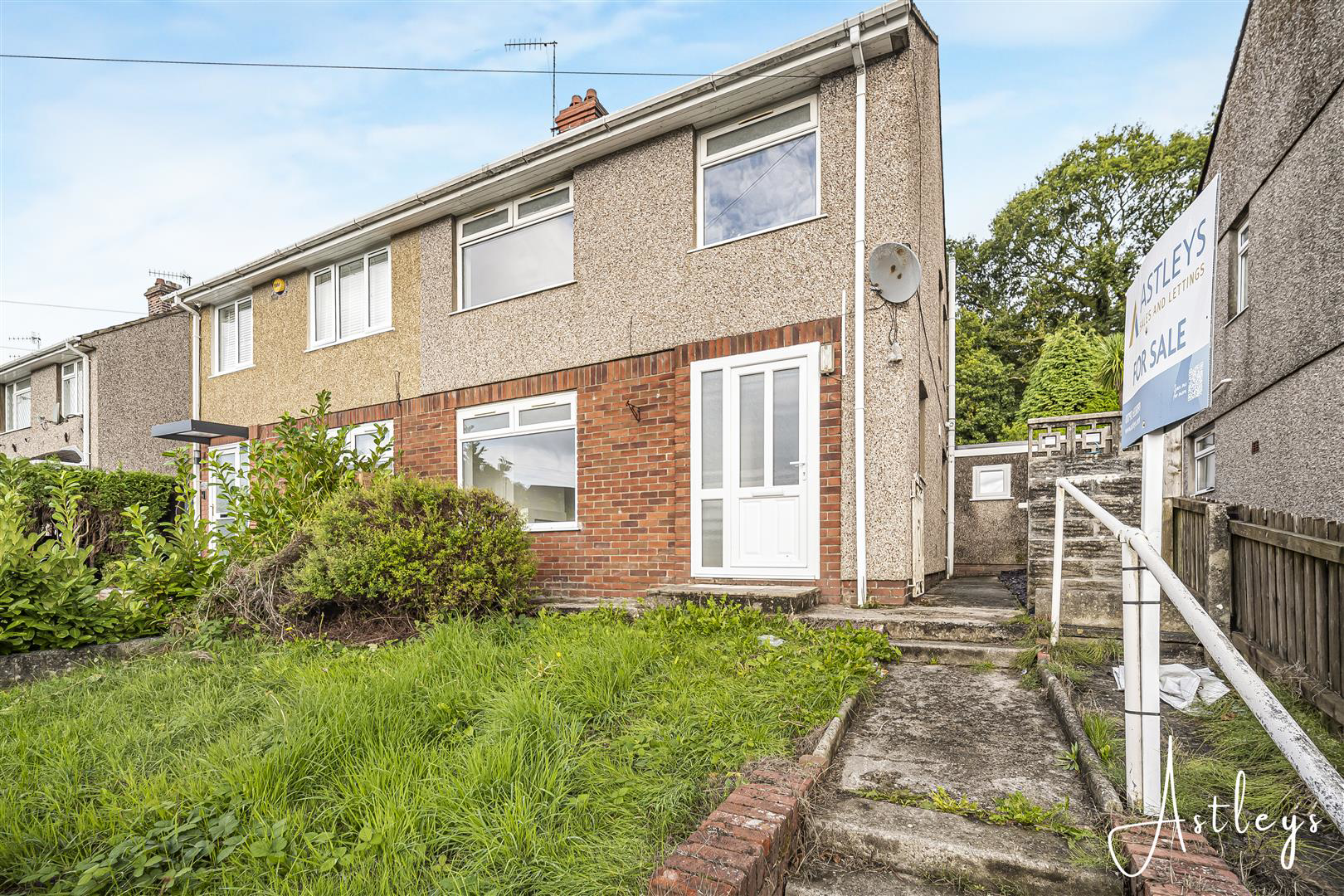 Woodside Crescent, Clydach, Swansea