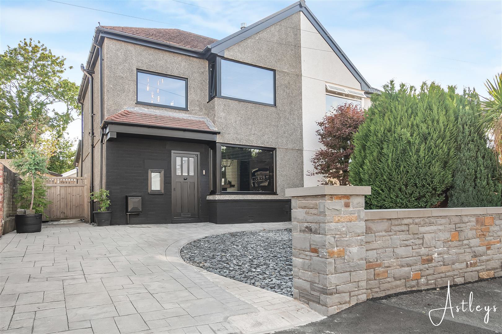 Chestnut Road, Neath