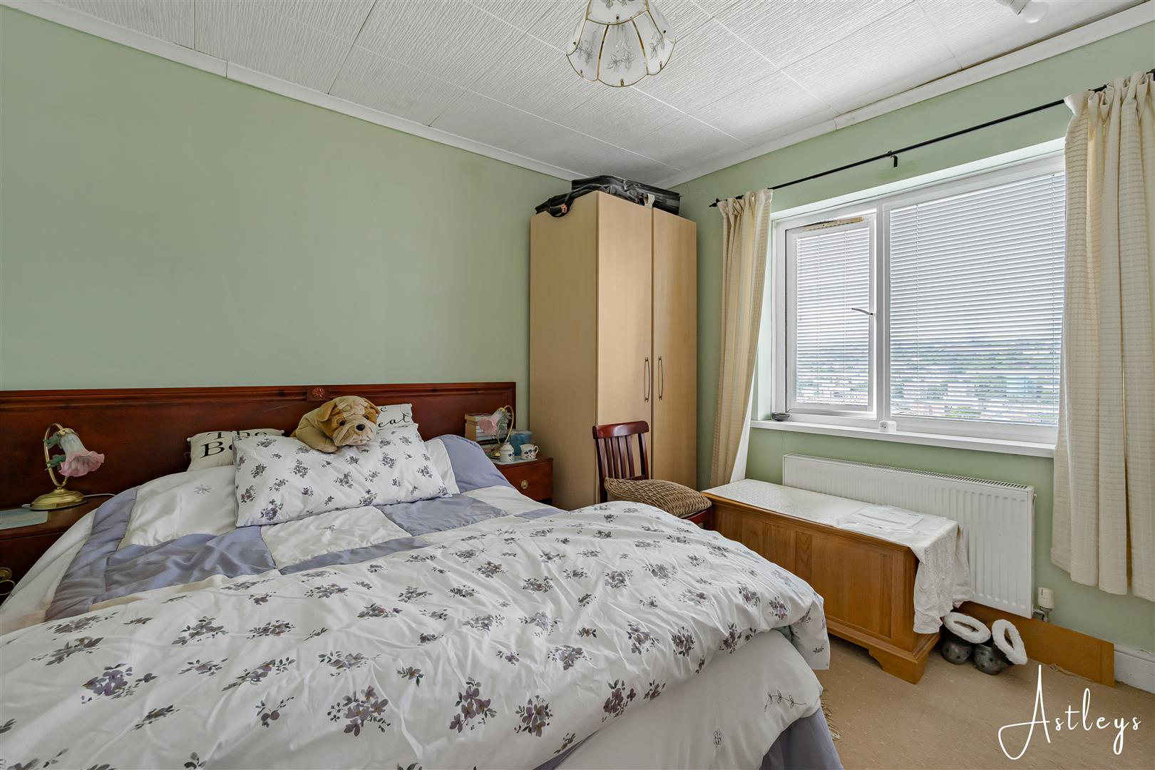 Elmhurst Crescent, St. Thomas, Swansea, photo 10