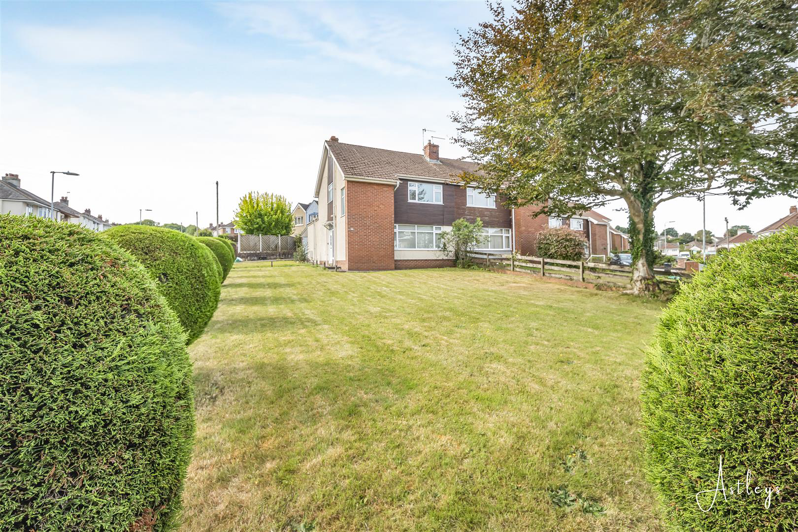 Sycamore Avenue, Neath, photo 2