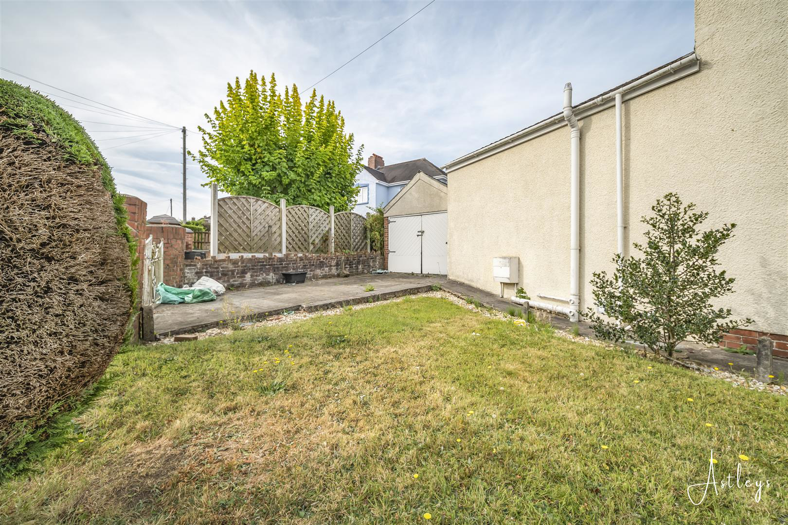Sycamore Avenue, Neath, photo 3