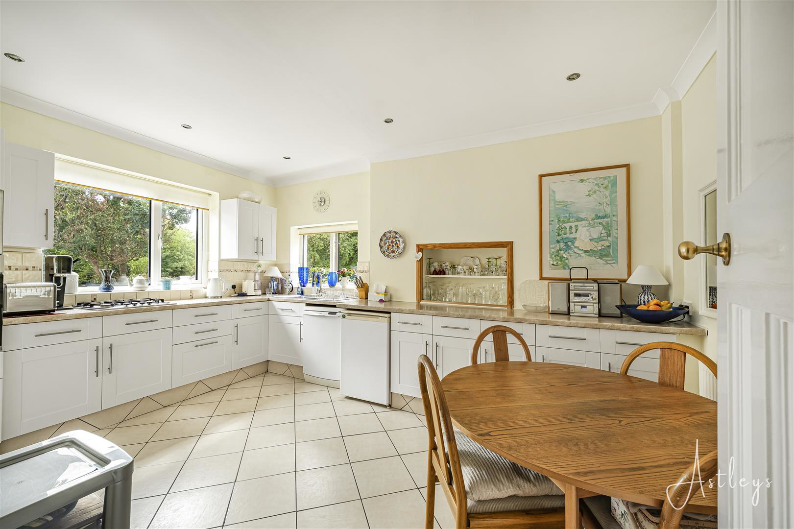 Brynnewydd Gardens, Sketty, Swansea, photo 11