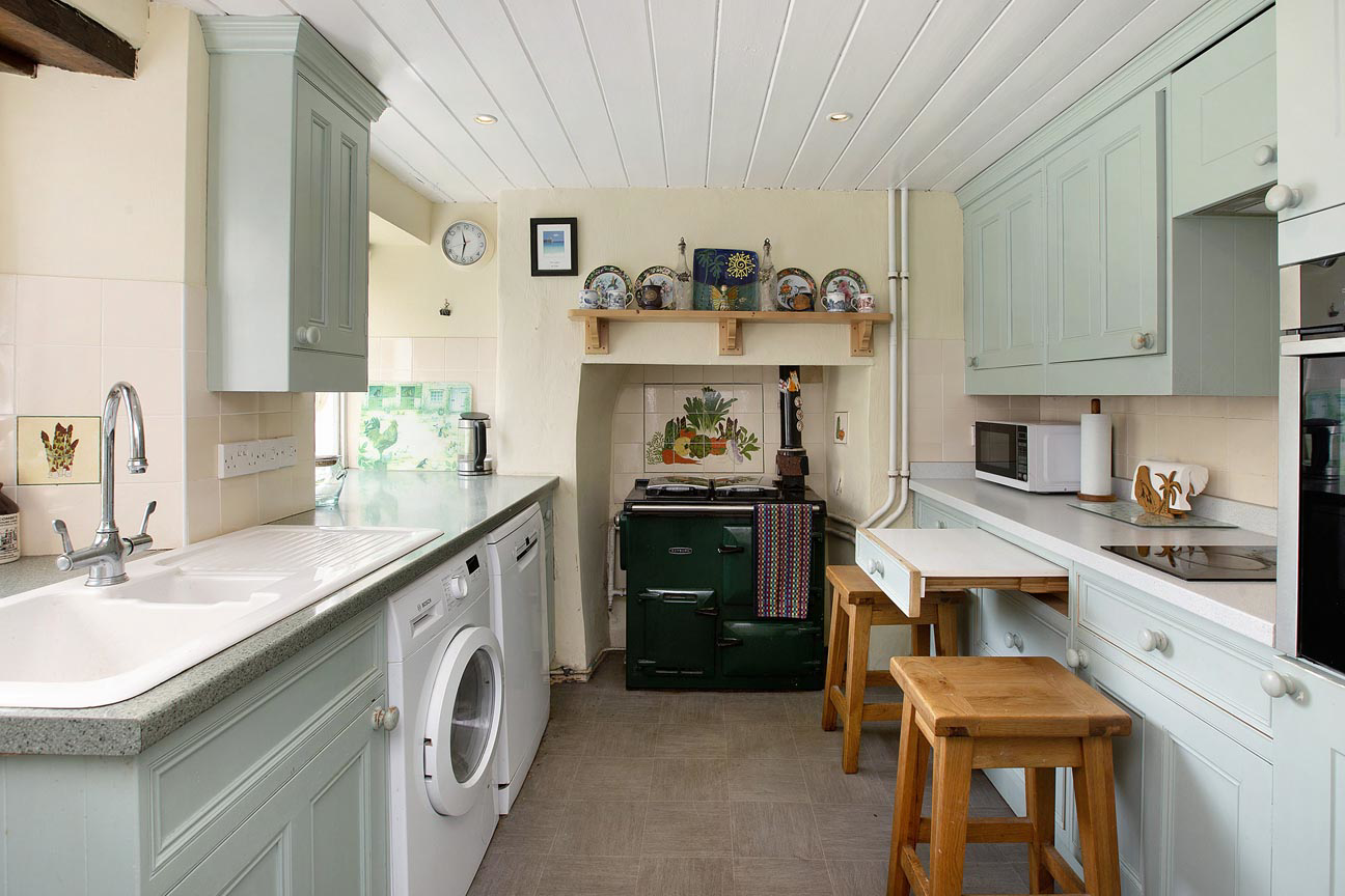 Church Road, Hennock, TQ13, photo 6