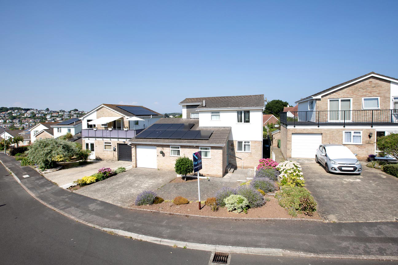 Lea Mount Close, Dawlish, EX7