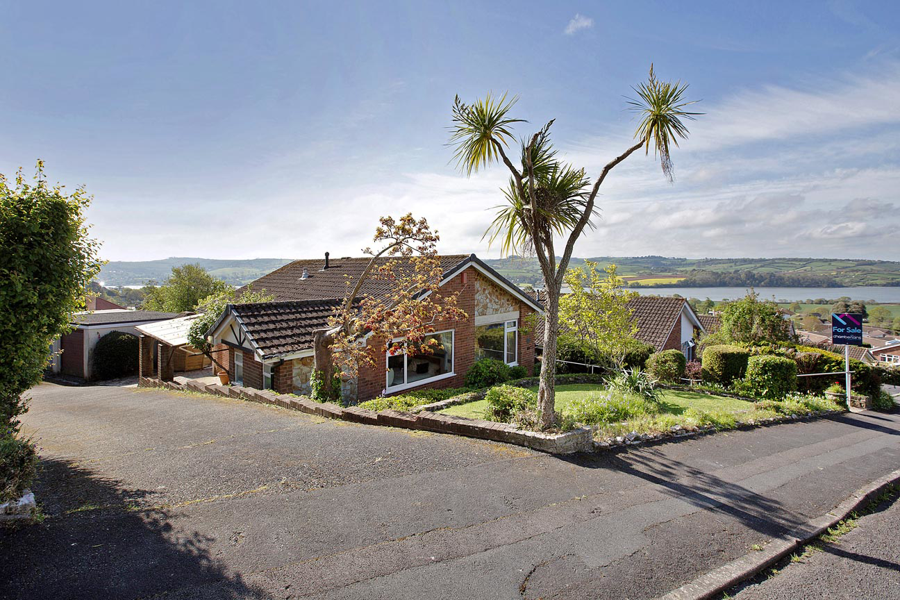 Grange Park, Bishopsteignton, TQ14