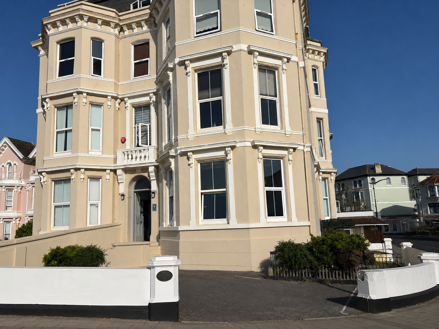 Courtenay Place, Devon House Courtenay Place, TQ14, photo 16