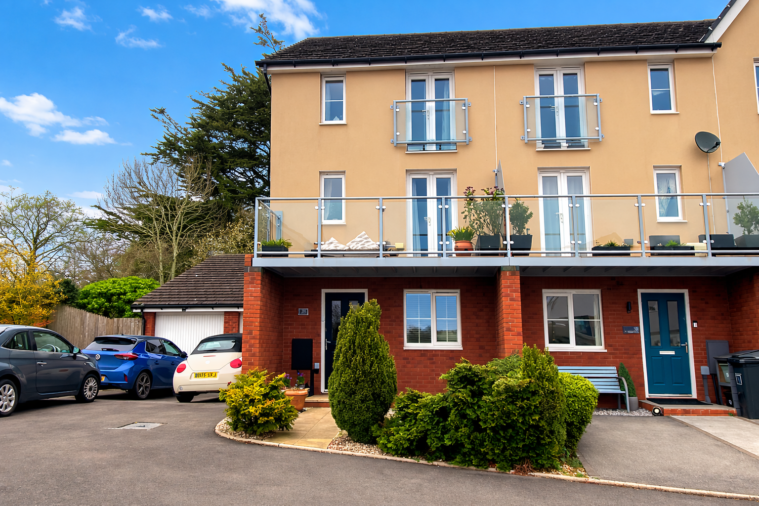 Triumph Place, Teignmouth, TQ14
