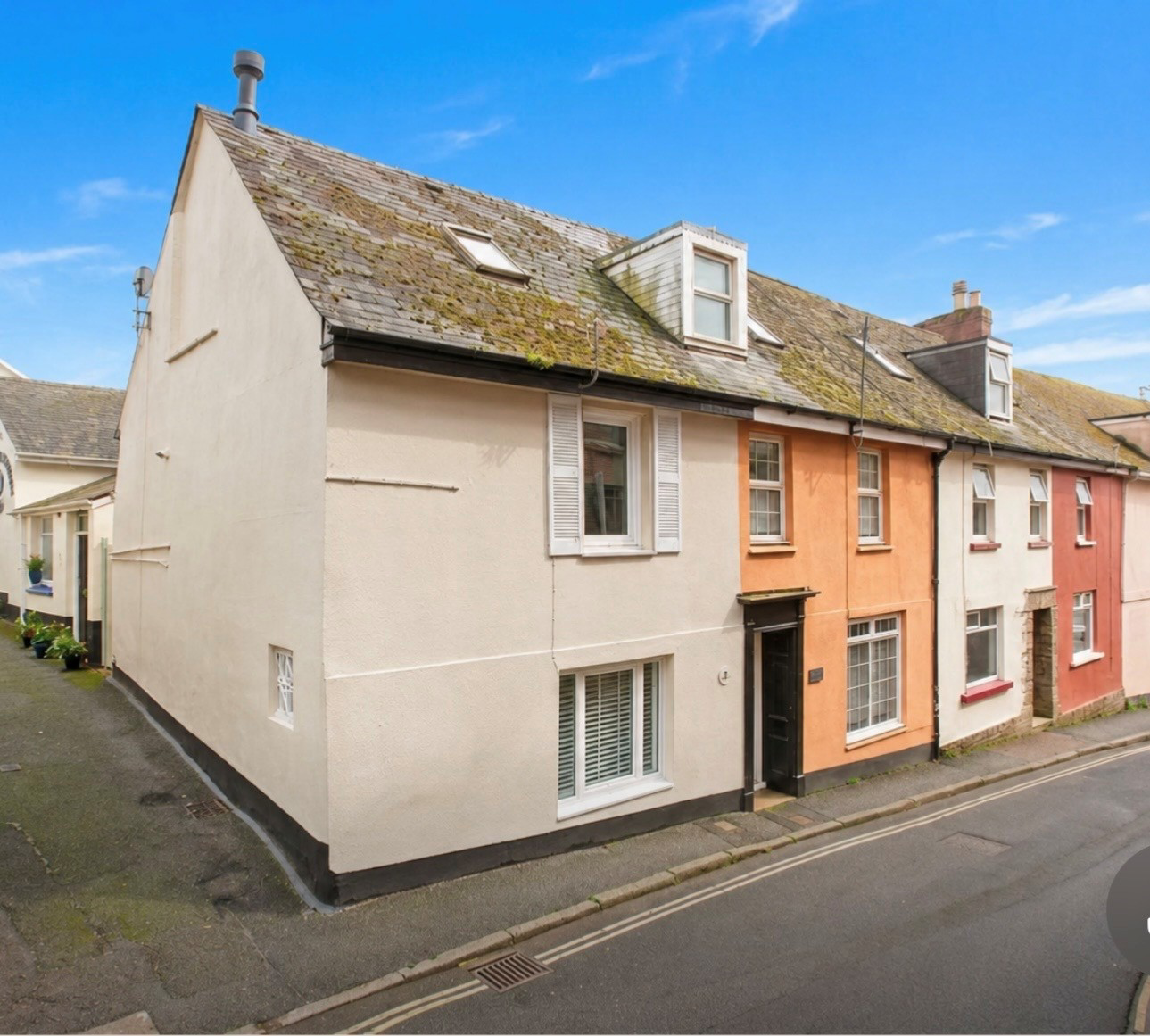 Bell Cottage, 4a Exeter Street, Teignmouth, TQ14 8JJ