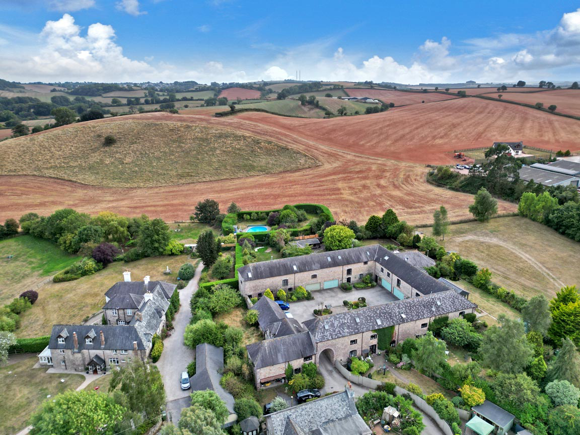 Bulleigh Barton Court, Ipplepen, TQ12, photo 2