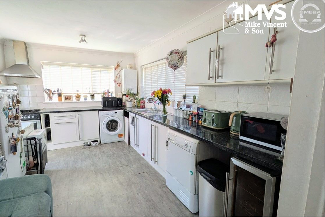 Oxford Crescent, Clacton-on-Sea, photo 2