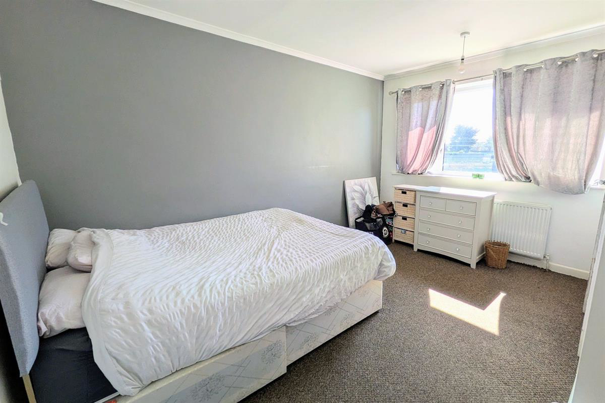 Oxford Crescent, Clacton-on-Sea, photo 4