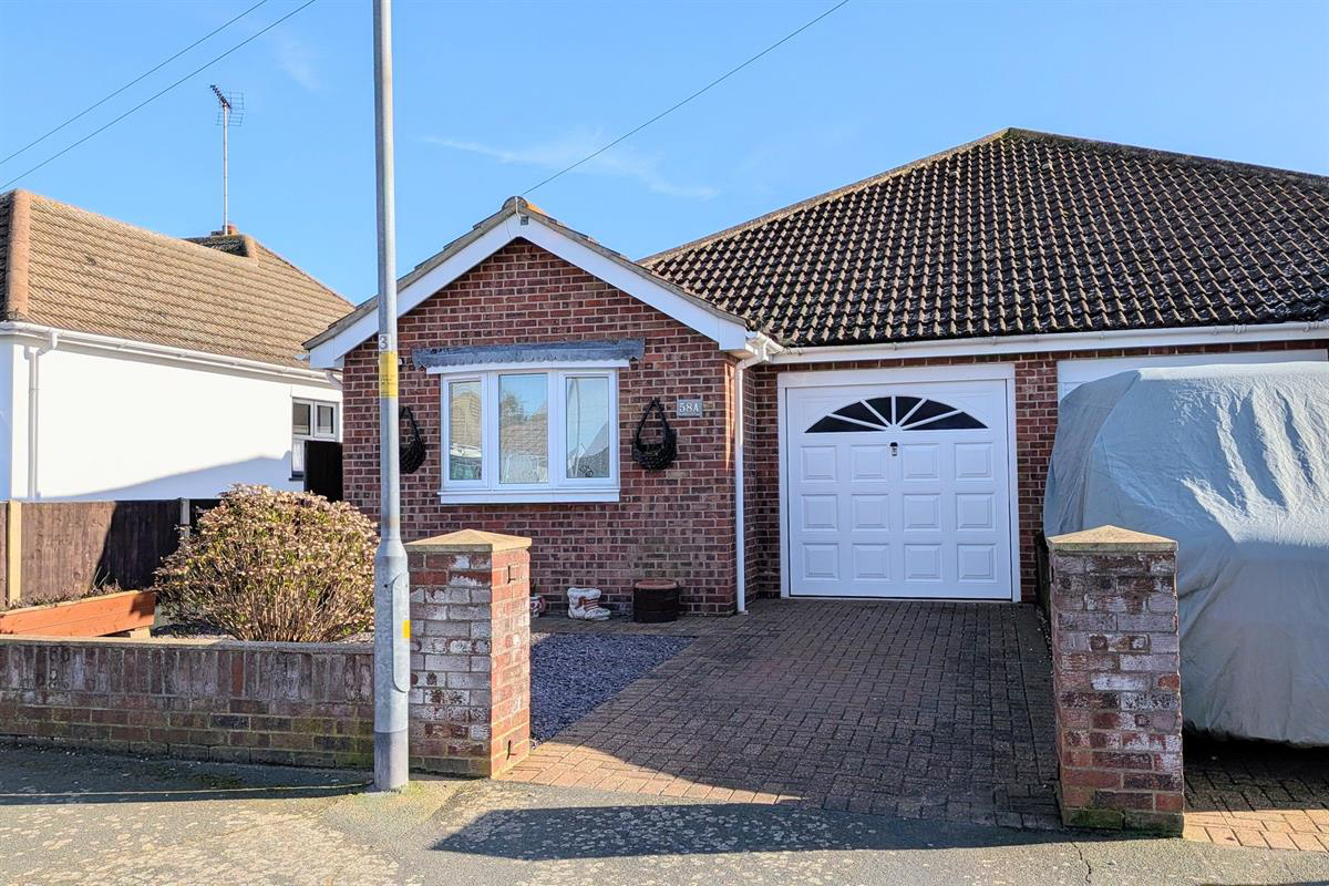 Colchester Road, Holland-on-Sea, Clacton-on-Sea