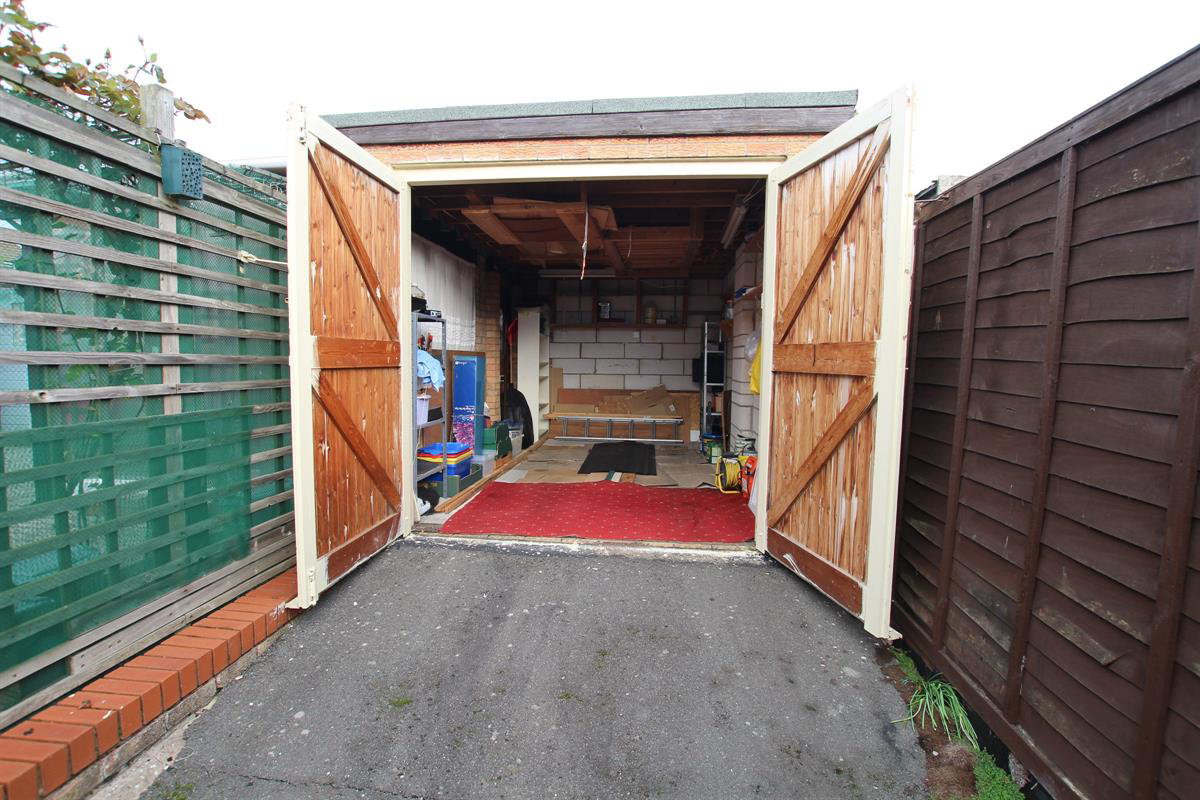 Lymington Avenue, Clacton-on-Sea, photo 9