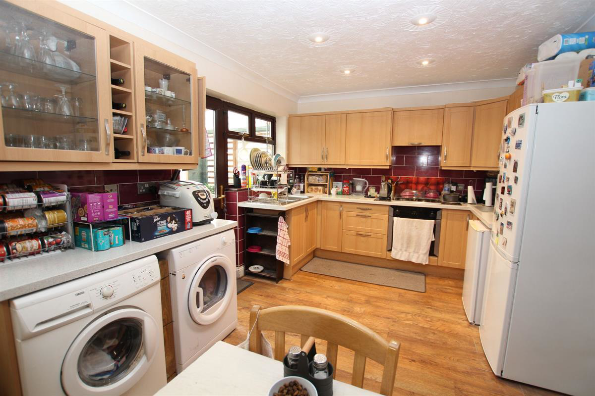 Lymington Avenue, Clacton-on-Sea, photo 4