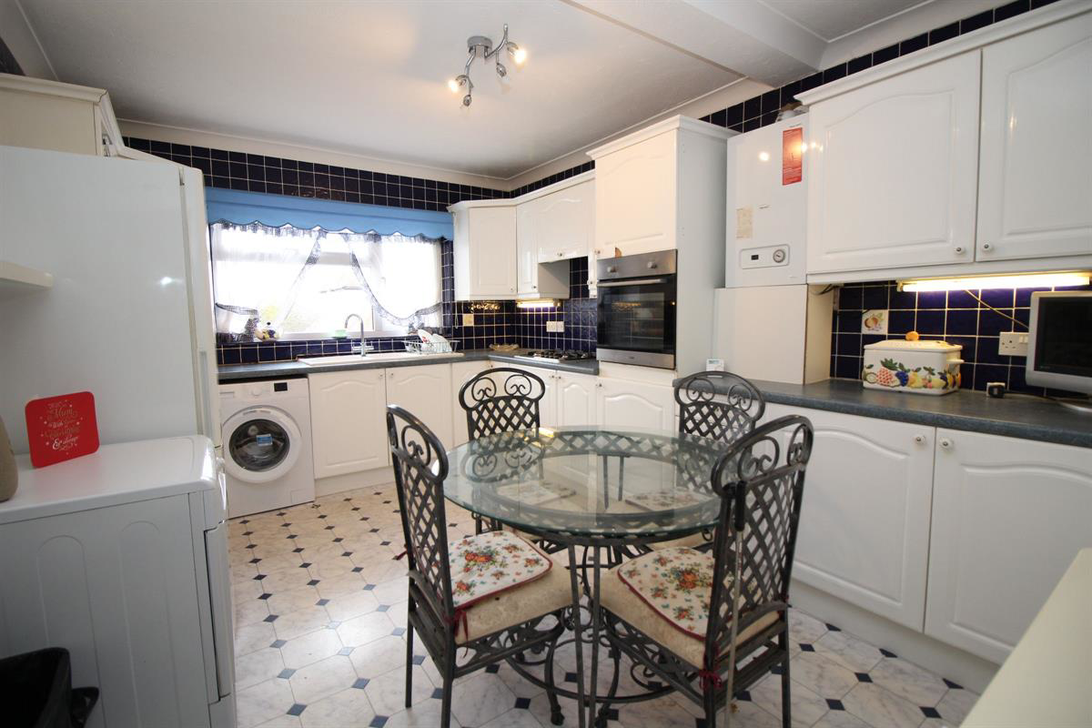 Kings Avenue, Holland-on-Sea, Clacton-on-Sea, photo 3