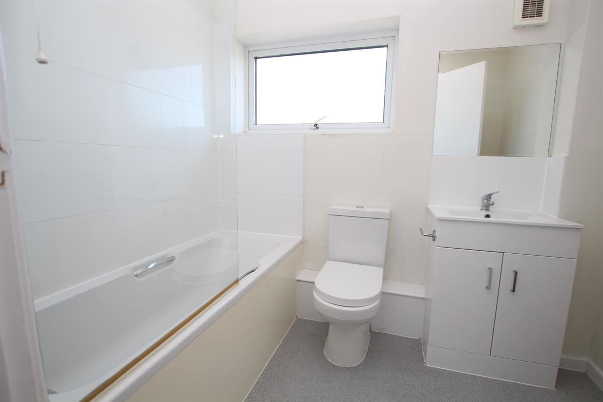 North Road, Clacton-on-Sea, photo 3