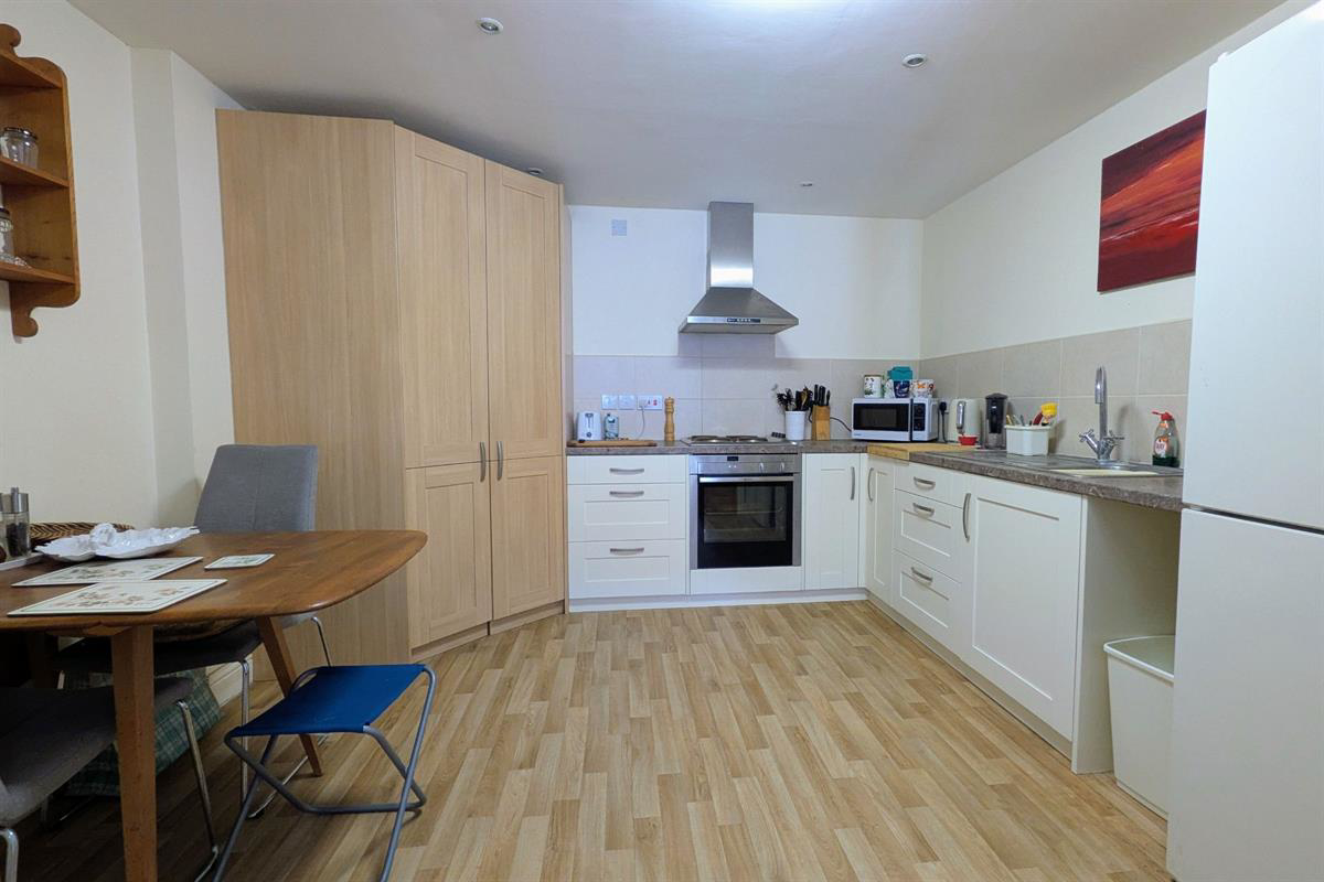 Kings Avenue, Clacton-on-Sea, photo 4