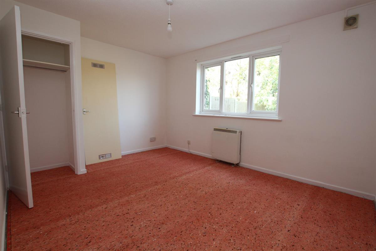 Merstham Drive, Clacton-on-Sea, photo 4