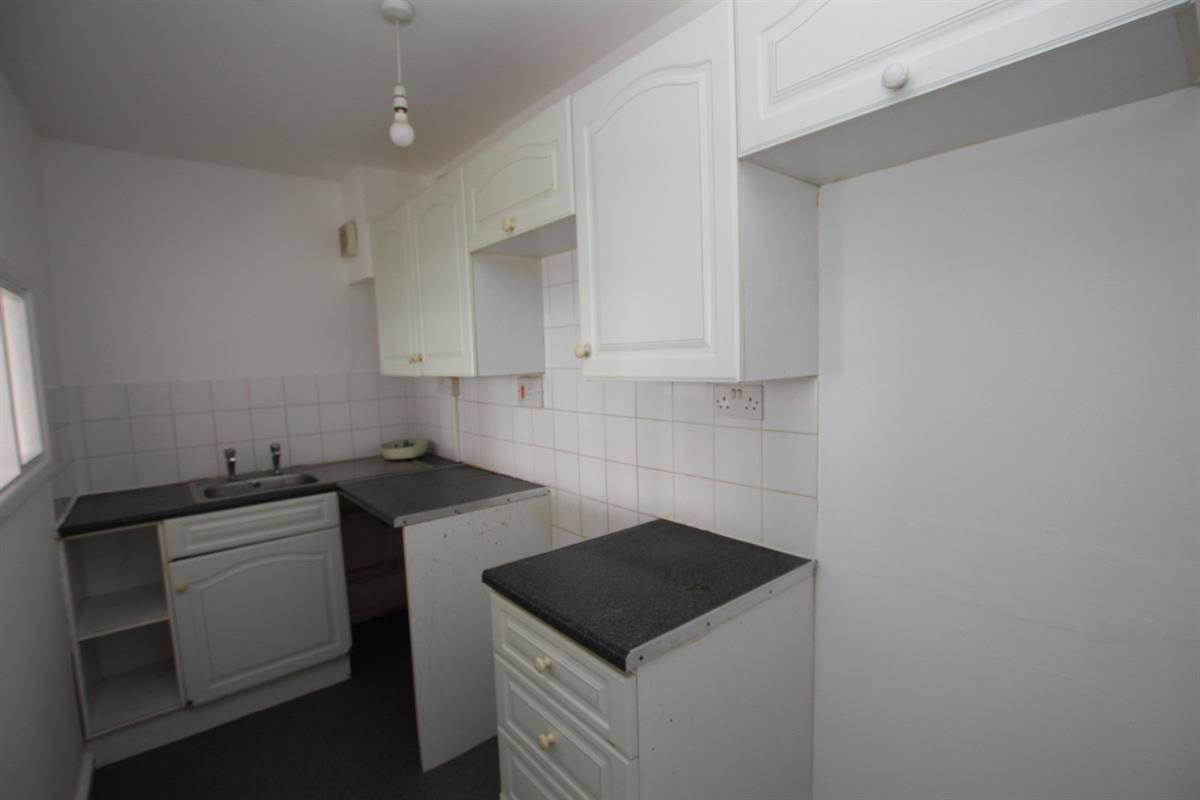 Merstham Drive, Clacton-on-Sea, photo 3