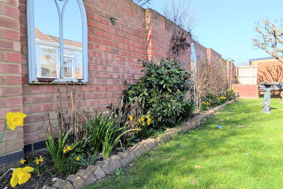 Litchfield Close, Clacton-on-Sea, photo 15