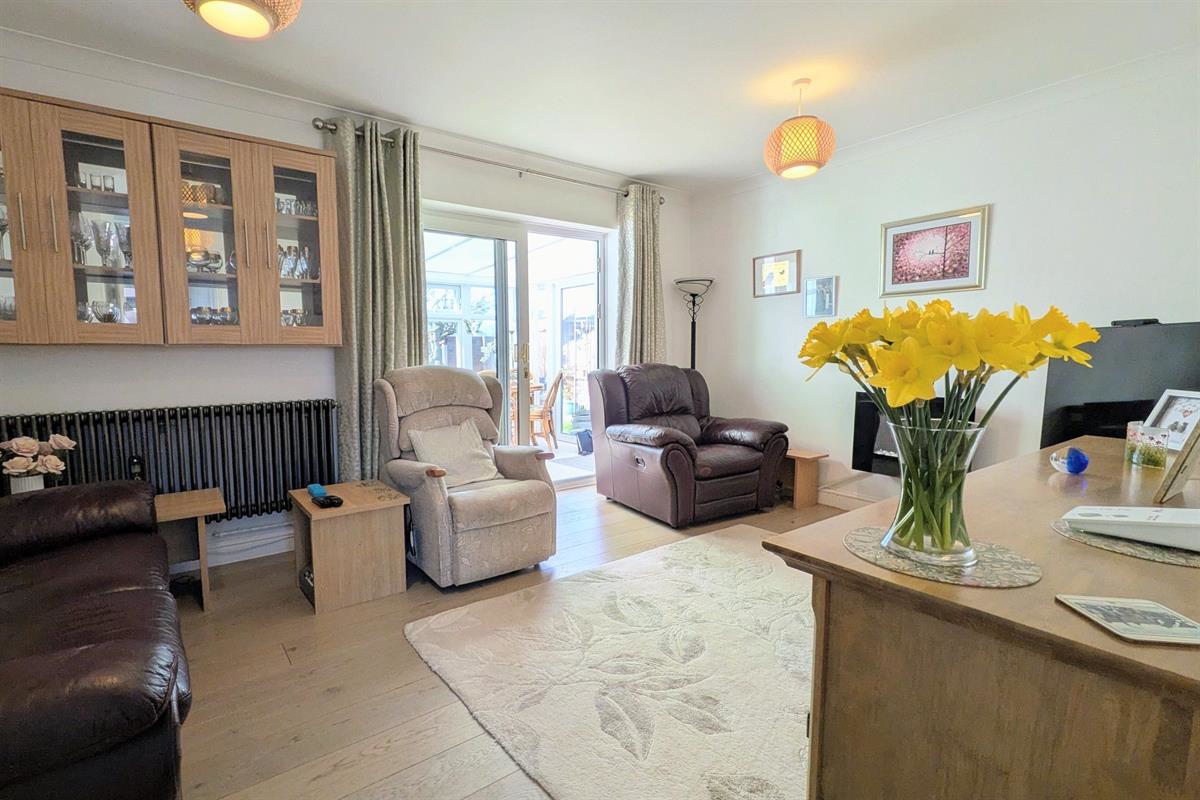 Litchfield Close, Clacton-on-Sea, photo 5