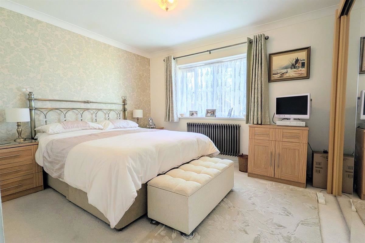Litchfield Close, Clacton-on-Sea, photo 8