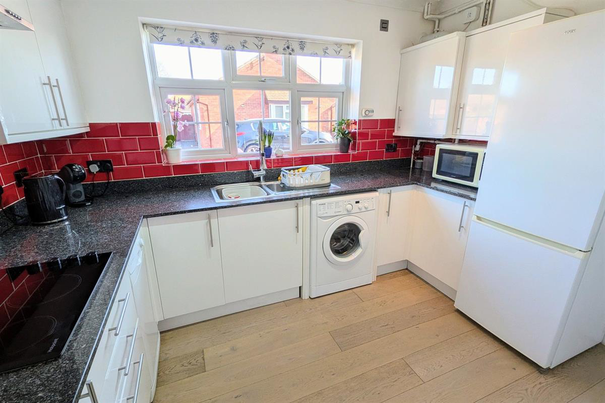 Litchfield Close, Clacton-on-Sea, photo 4