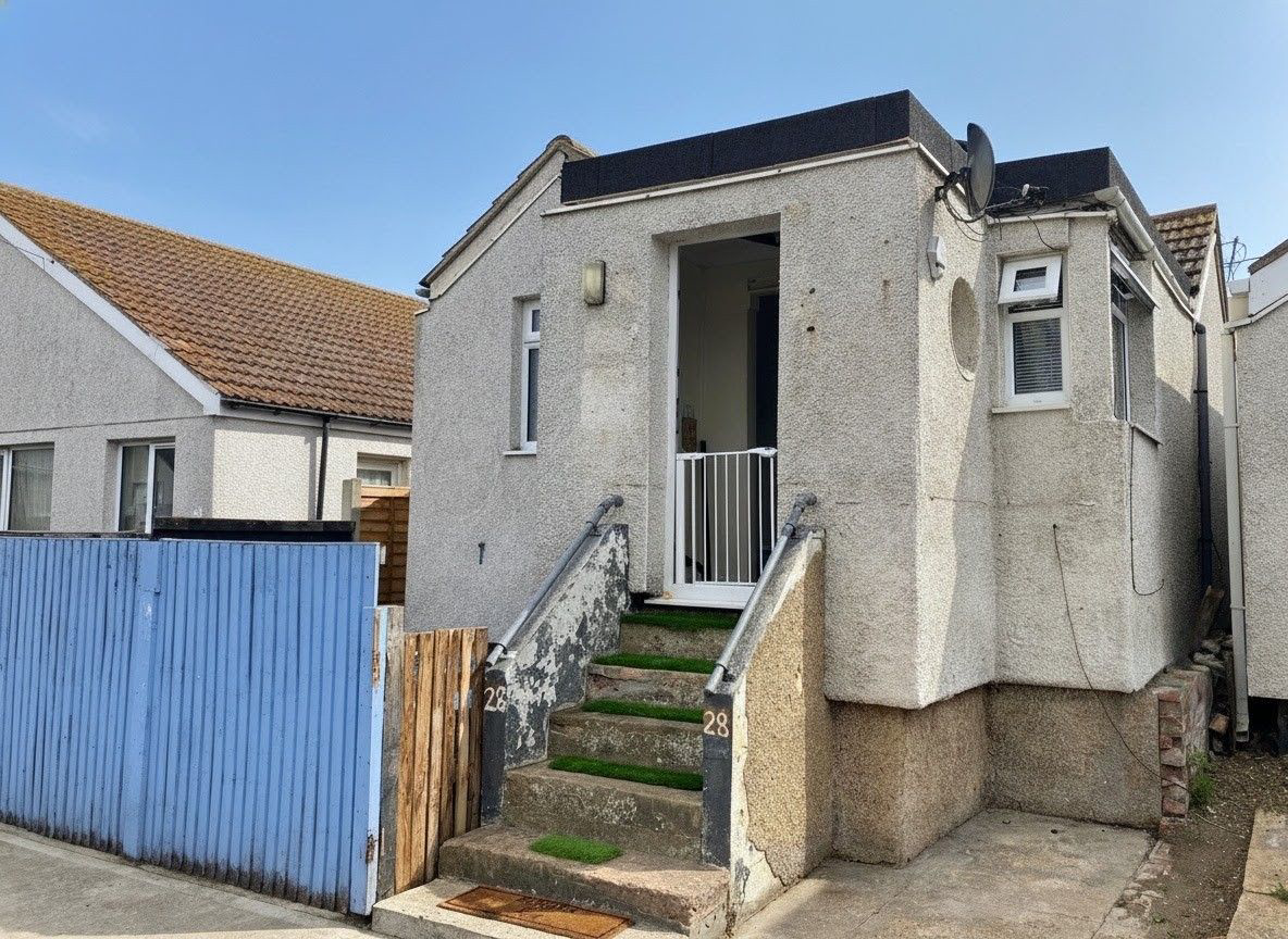 Riley Avenue, Jaywick, Clacton-on-Sea, photo 9