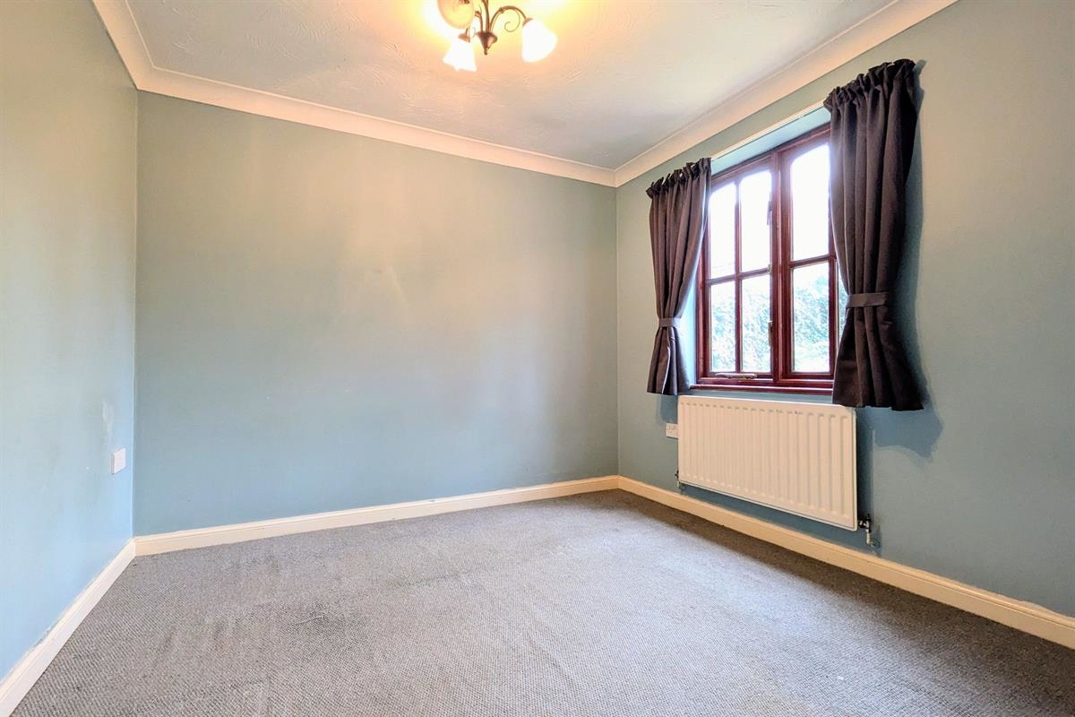 Oxborrow Close, Kirby Cross, Frinton-on-Sea, photo 9