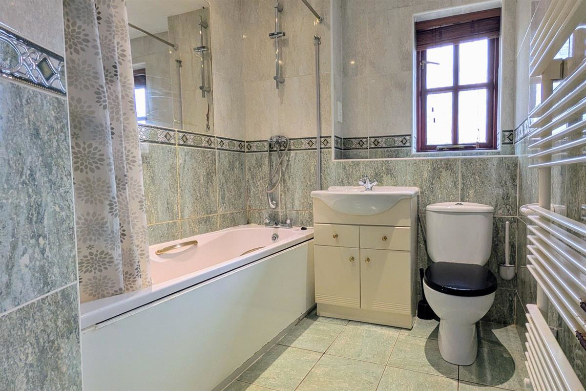 Oxborrow Close, Kirby Cross, Frinton-on-Sea, photo 6
