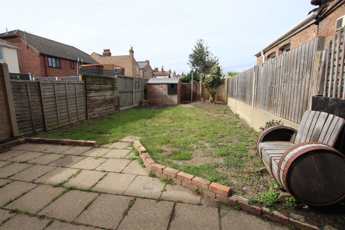 Oxford Crescent, Clacton-on-Sea, photo 7