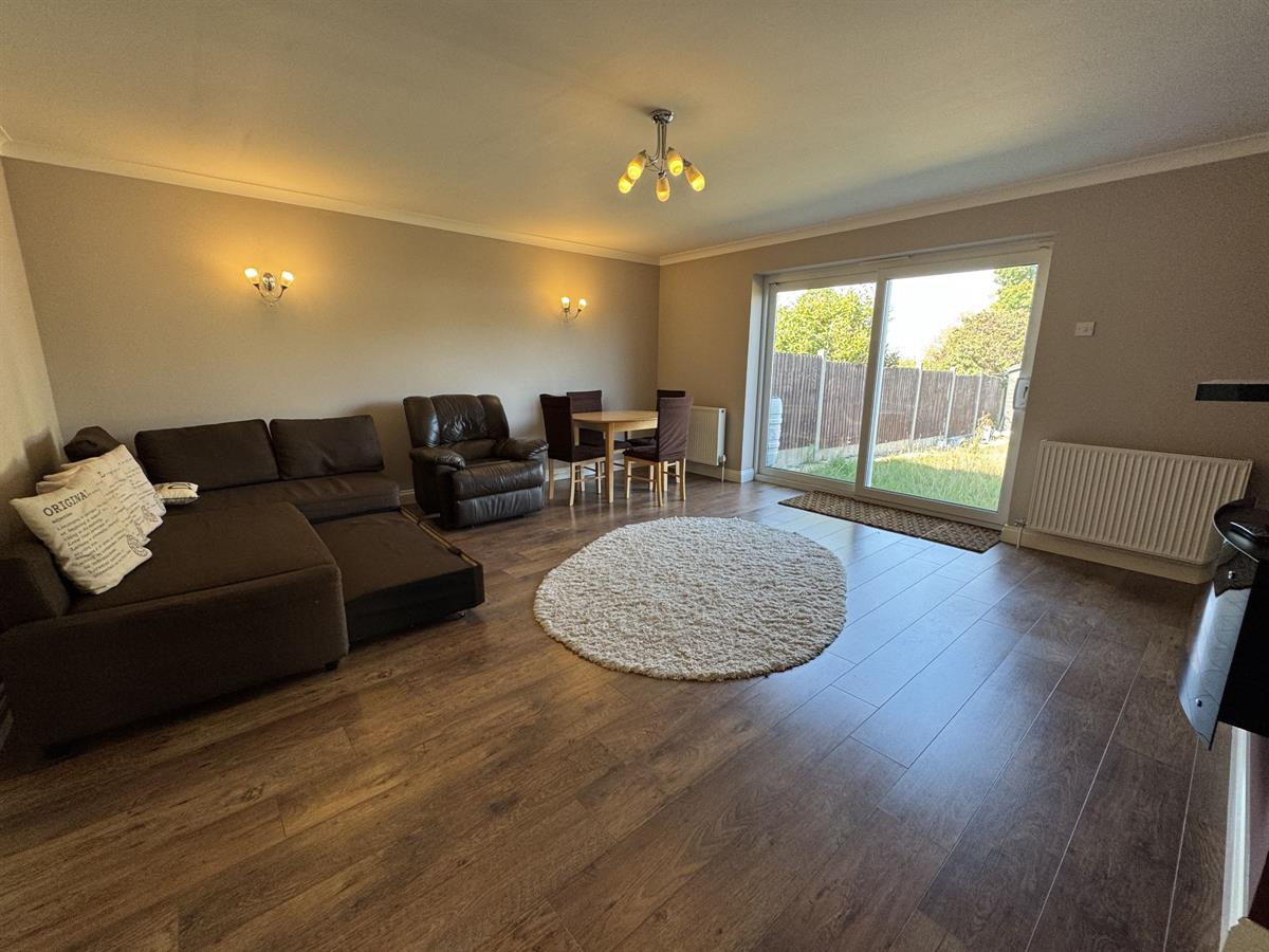 Point Clear Road, St. Osyth, Clacton-on-Sea, photo 4