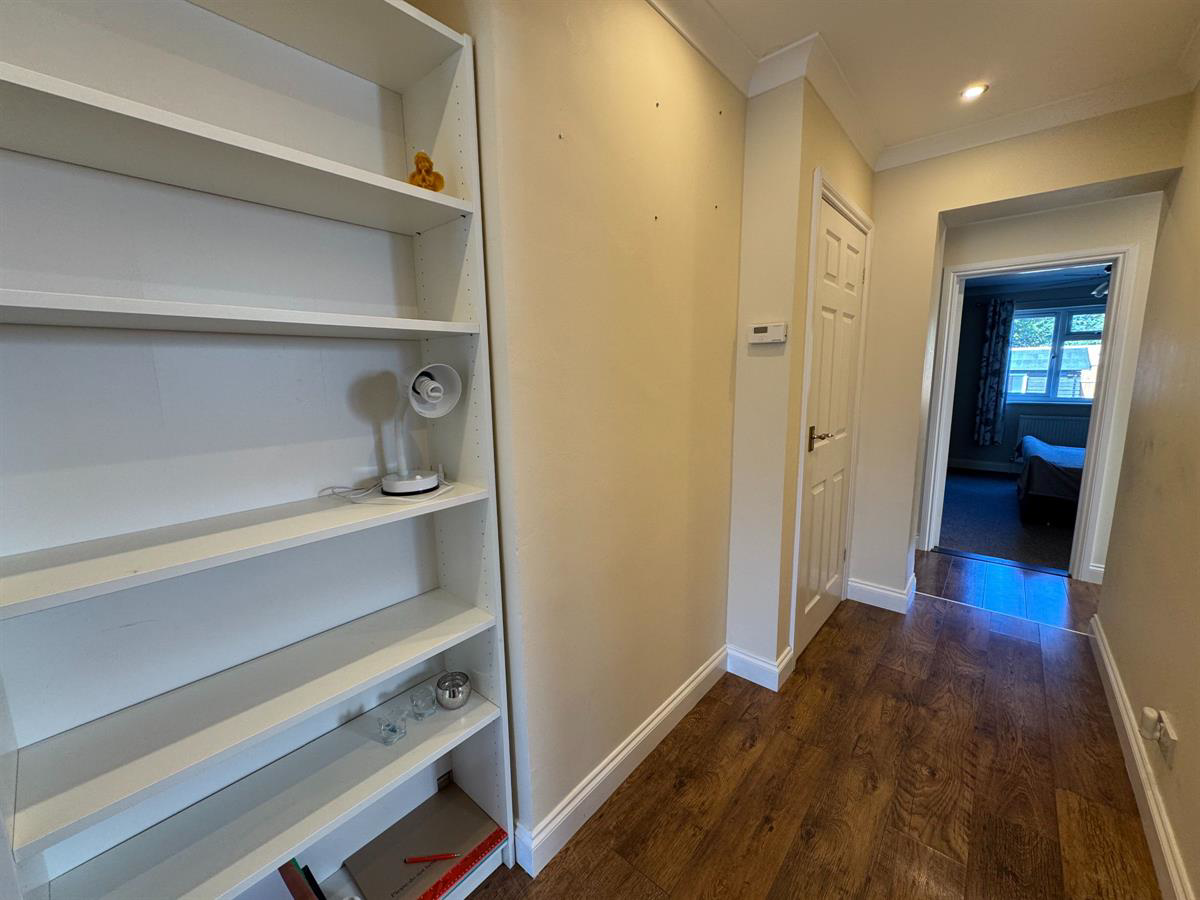 Point Clear Road, St. Osyth, Clacton-on-Sea, photo 8