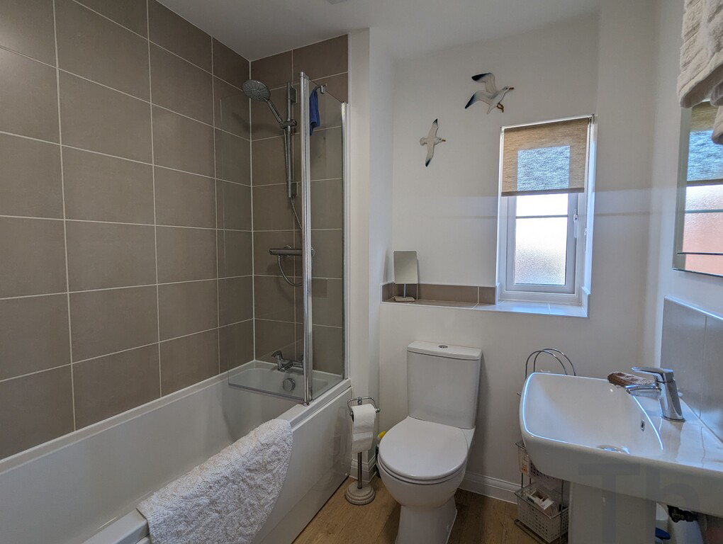 East Cowes, Isle of Wight, photo 7
