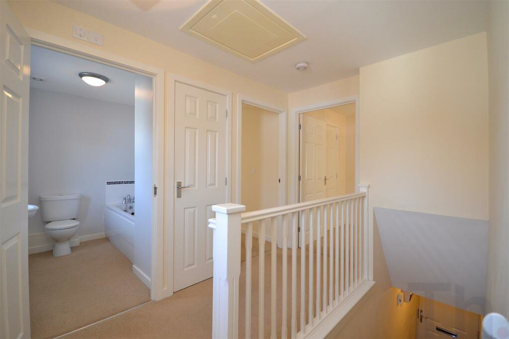 East Cowes, Isle Of Wight, photo 3