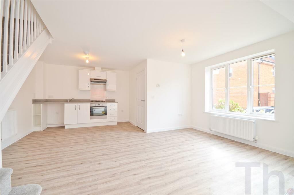 Albert Way, Whippingham, photo 2
