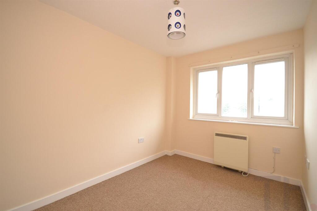 East Cowes, Isle Of Wight, photo 6
