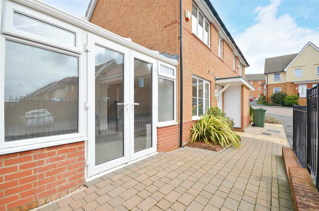 Albert Way, Whippingham, photo 5