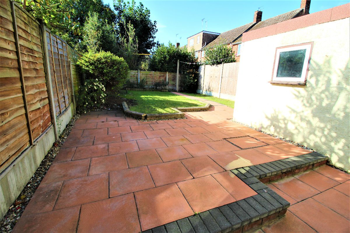 Laurence Avenue Witham Essex, photo 8