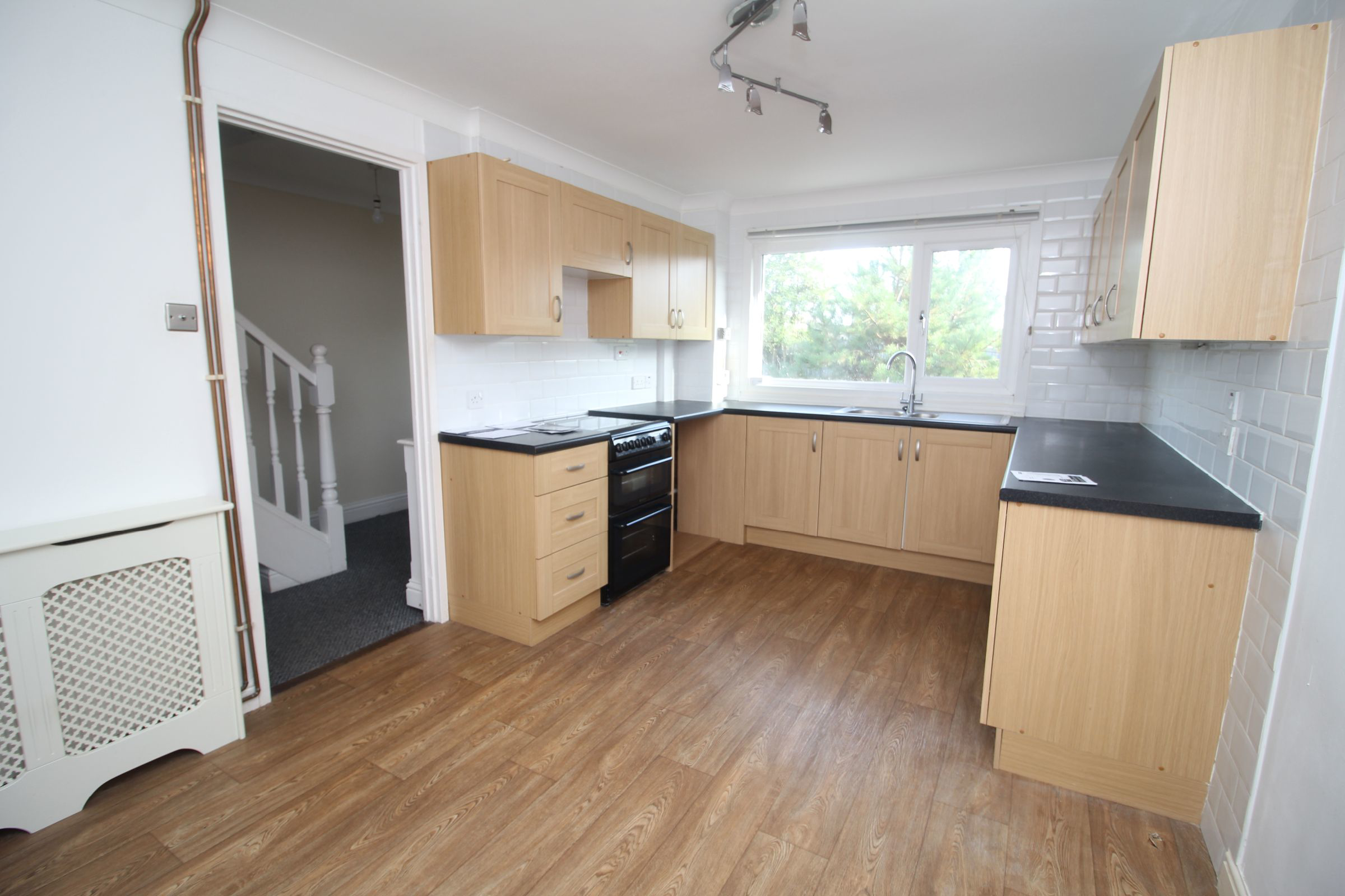 Helford Court, Witham, photo 2
