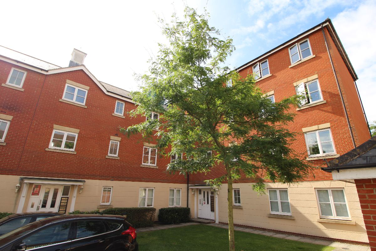 Halcyon Close