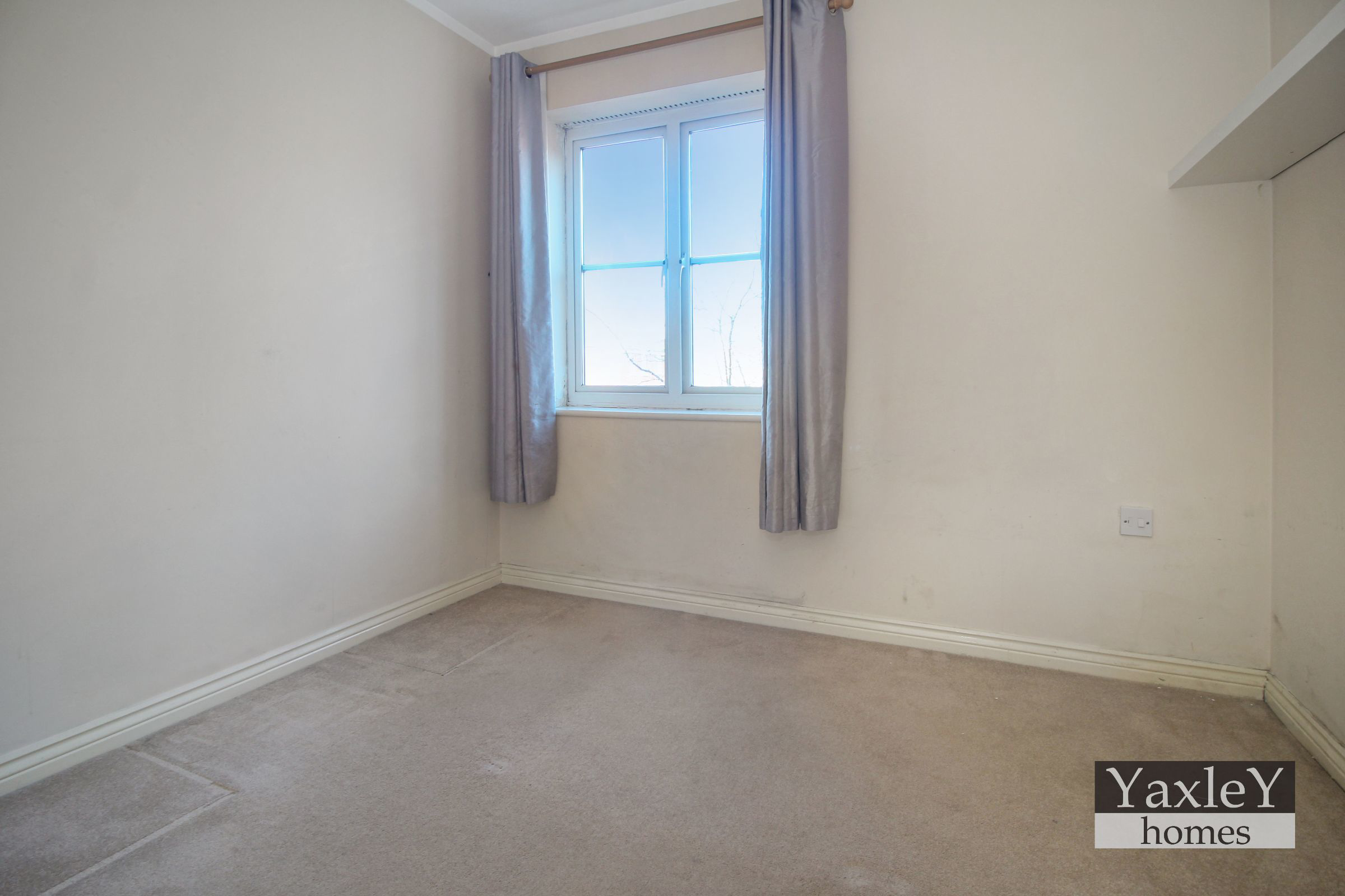 Halcyon Close, Witham Essex CM8 1GW, photo 7
