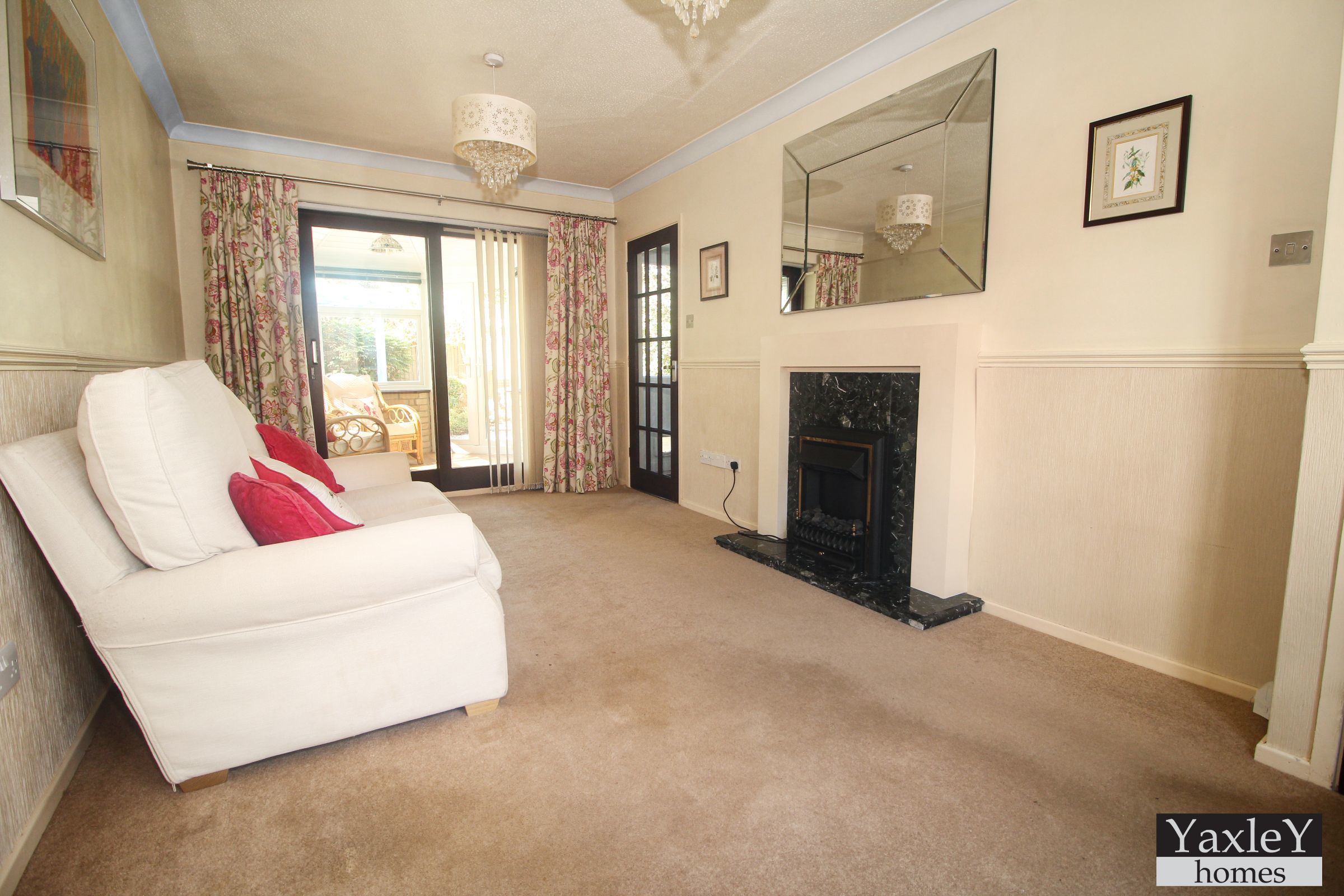 Bluebell Close, Witham, photo 3