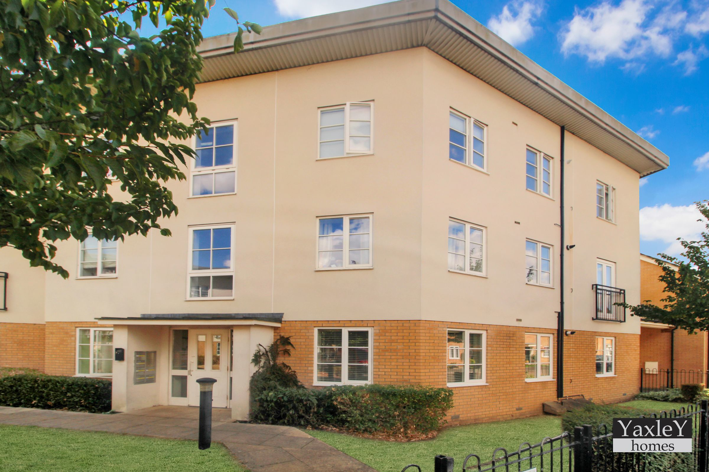 Wood Grove, Silver End, Witham