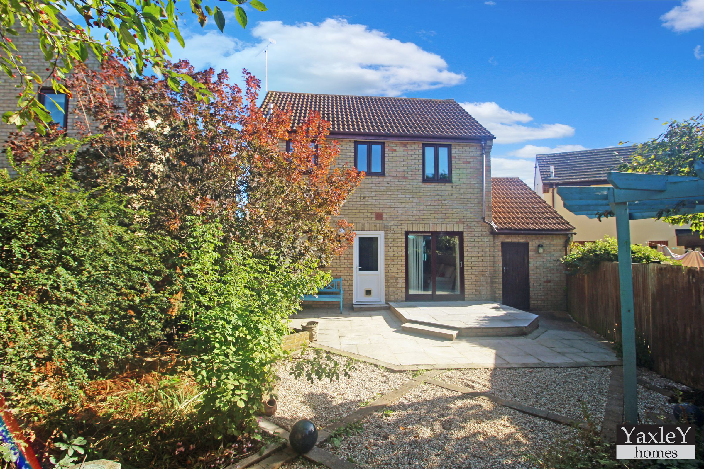 Bluebell Close, Witham, photo 13