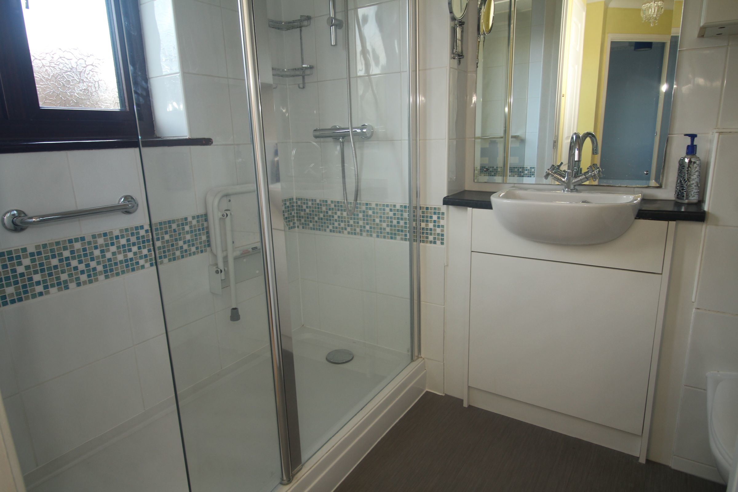Bluebell Close, Witham, photo 10