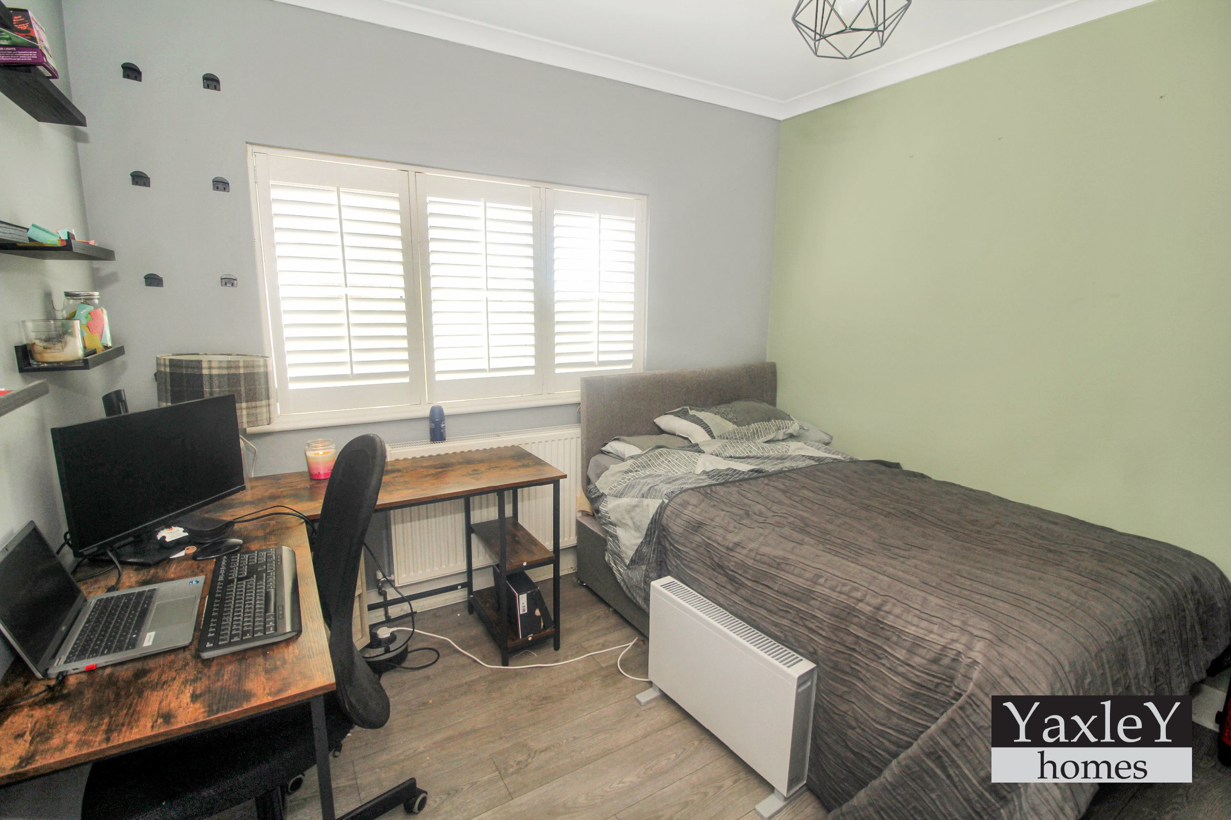 Lilian Road, Burnham-on-Crouch, photo 9