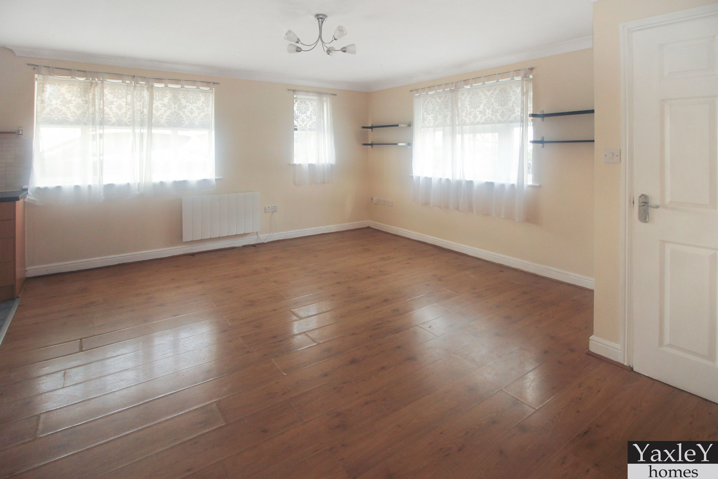 Bellfield Close, Witham, photo 2