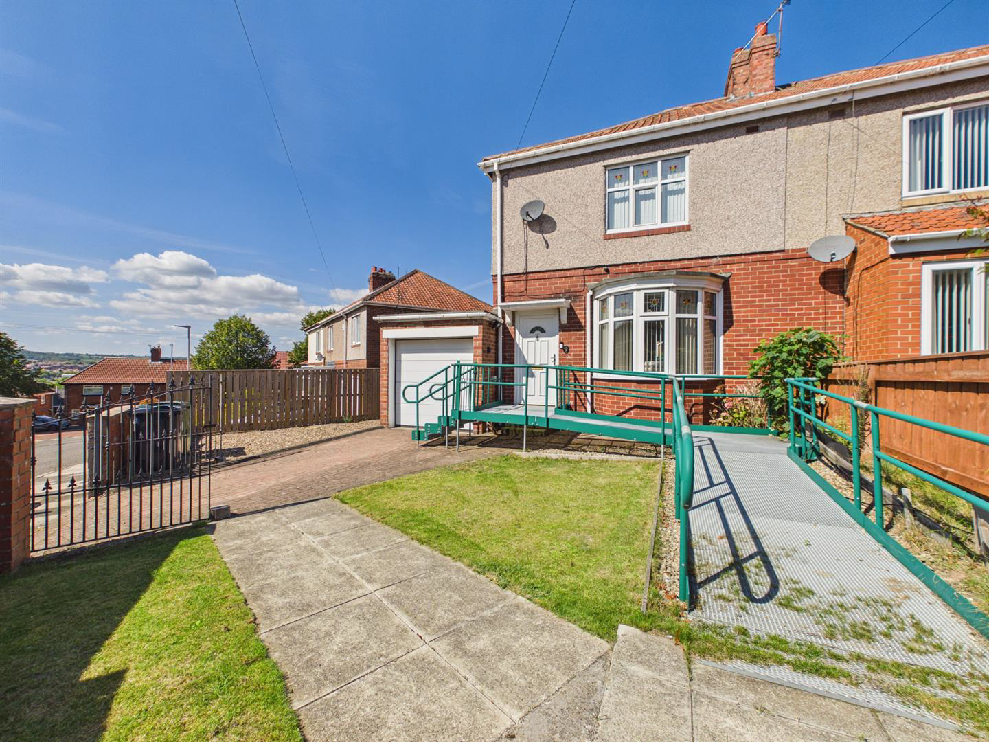 Maple Grove, Gateshead
