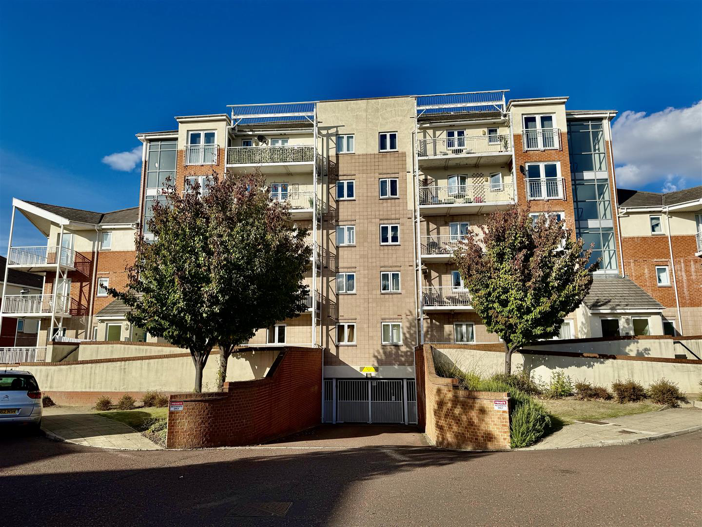 Kingfisher Court